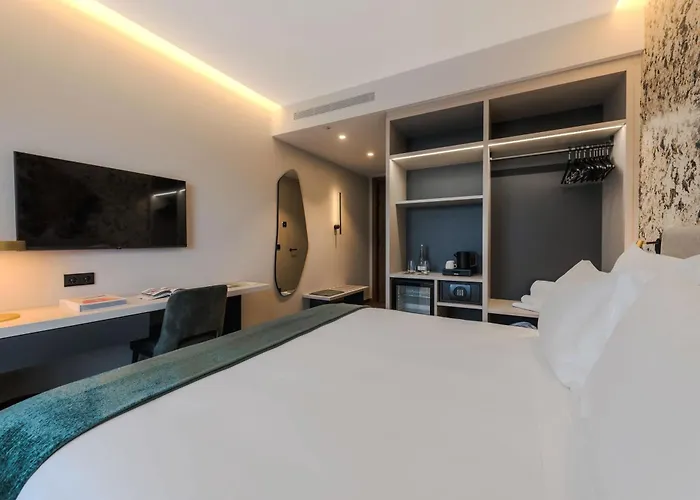 Dolinas Climbing Porto de Mós