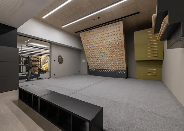 Dolinas Climbing Hotel